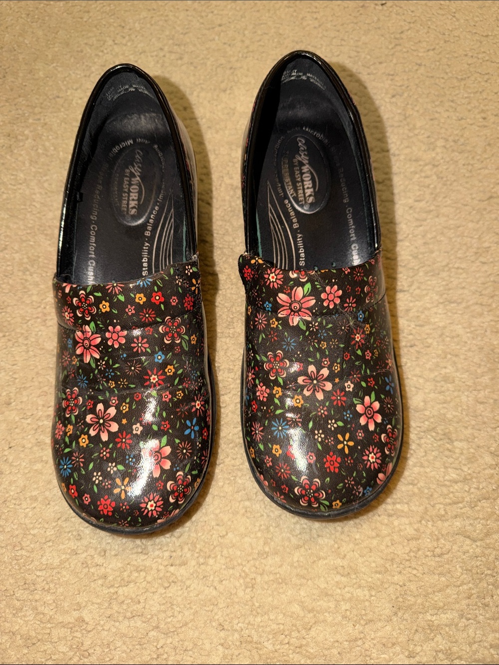 easy street Kids Black Floral Slip-On Dress Shoes